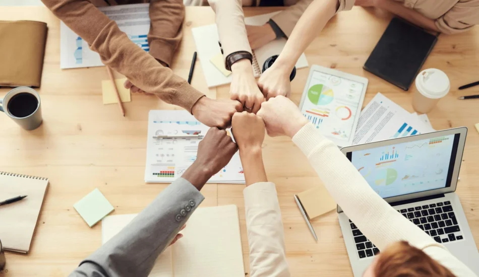 pexels-fauxels-3184438-2048x1365